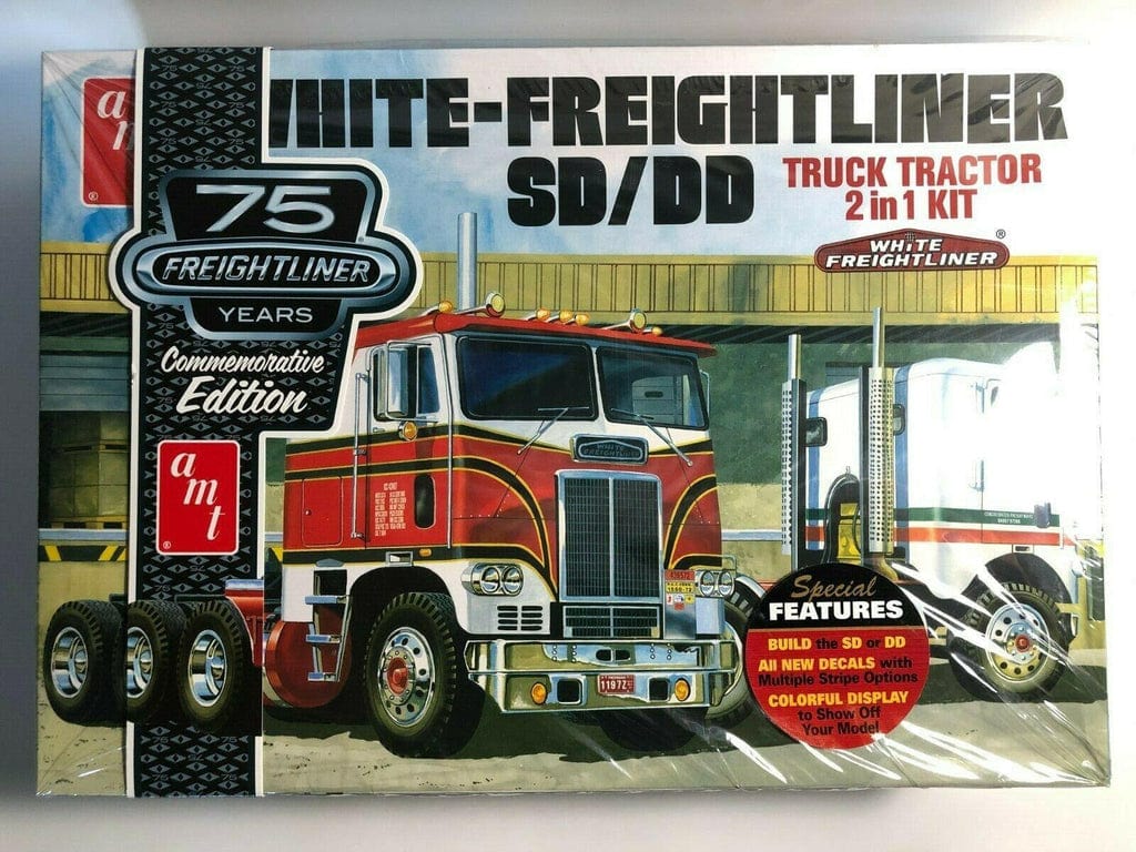 低価限定品AMT　1/25　ホワイト　フレイトライナー　SC/DD　トラックトラクター　キャブオーバー トレーラーヘッド 　(75周年記念)　AMT 1046 トラック、トレーラー