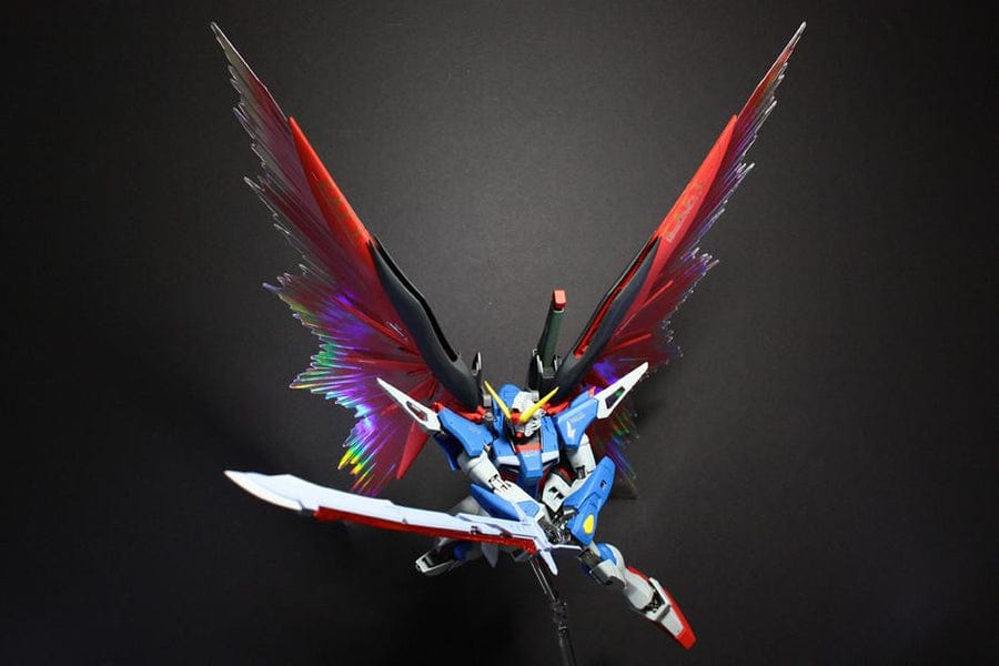 BAN Scale Model Kits 1/100 MG Destiny Gundam (Extreme Blast Mode)