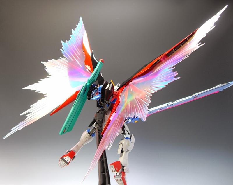 BAN Scale Model Kits 1/100 MG Destiny Gundam (Extreme Blast Mode)