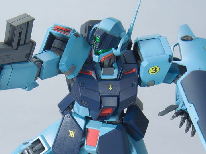 BAN Scale Model Kits 1/100 MG RGM-79SP GM Sniper II