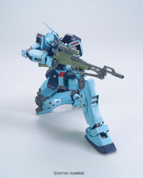 BAN Scale Model Kits 1/100 MG RGM-79SP GM Sniper II