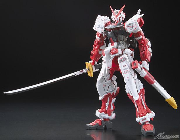 BAN Scale Model Kits 1/144 RG #19 Gundam Astray Red Frame