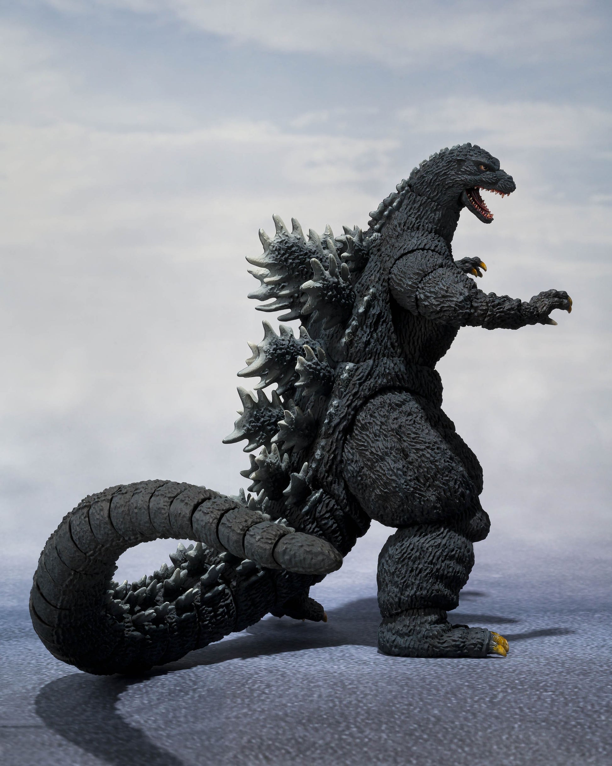 Bandai Action & Toy Figures S.H. MonsterArts Godzilla (1991) Shinjuku Decisive Battle