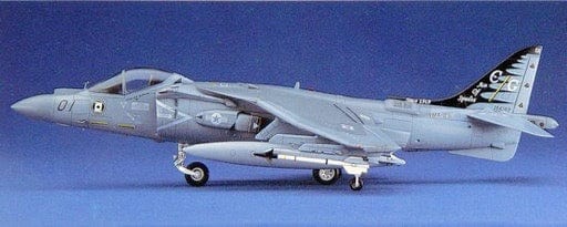 Hasegawa Scale Model Kits 1/48 Hasegawa AV-8B Harrier II Plus