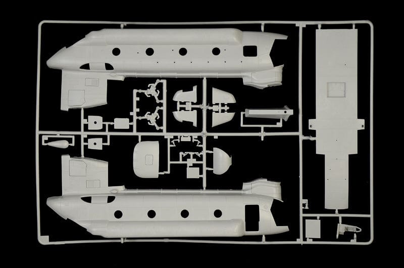 Italeri Scale Model Kits 1/48 Italeri Chinook HC.2/ CH-47F