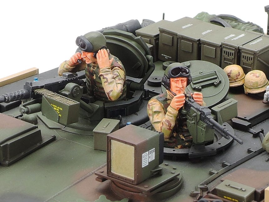 Tamiya Scale Model Kits 1/35 Tamiya M1A2 Abrams "Operation Iraqi Freedom"