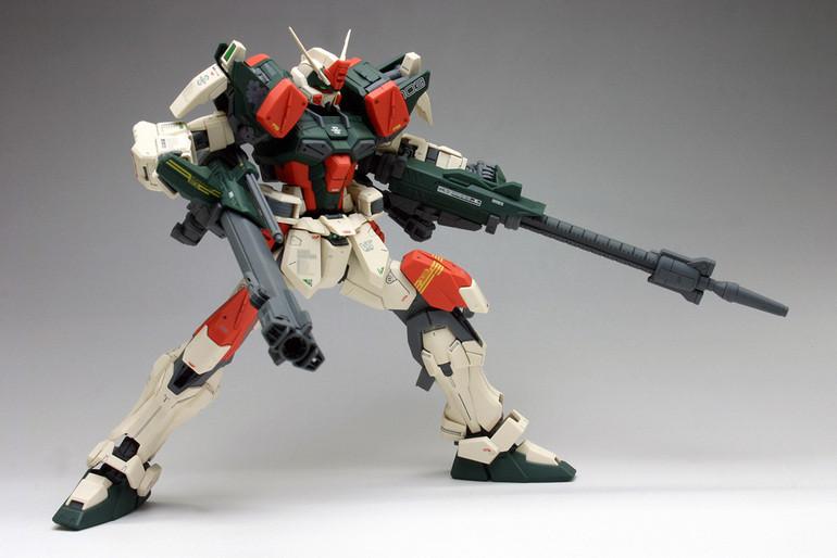 BAN Scale Model Kits 1/100 MG Buster Gundam