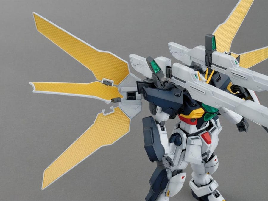 BAN Scale Model Kits 1/100 MG Gundam Double X