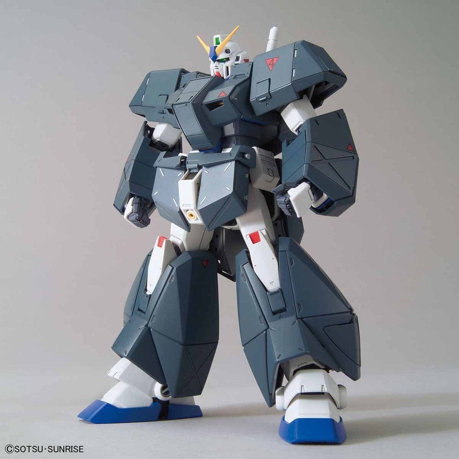 BAN Scale Model Kits 1/100 MG Gundam NT-1 "Alex" (Ver. 2.0)
