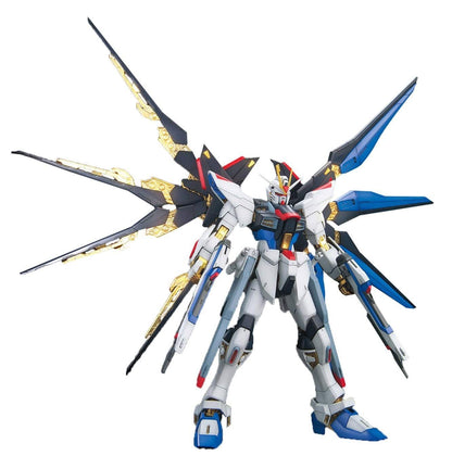 BAN Scale Model Kits 1/100 MG Strike Freedom Gundam Full Burst Mode