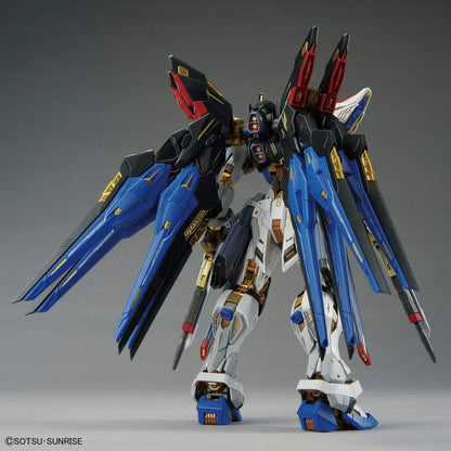BAN Scale Model Kits 1/100 MGEX Strike Freedom Gundam
