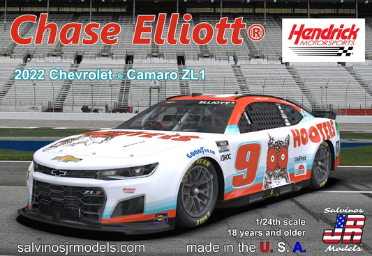 SJM Scale Model Kits Salvinos Jr Models 2022 Chase Elliott Chevrolet ® with Hooters livery